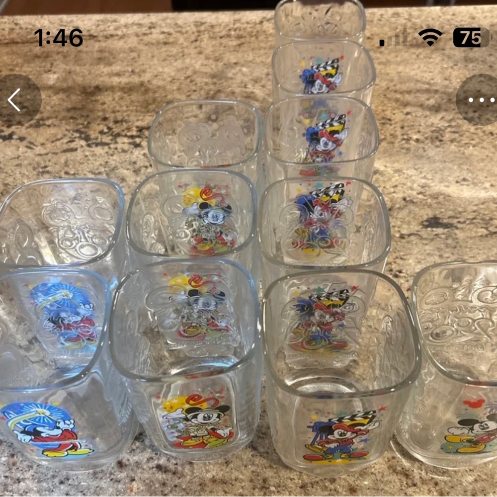 New Lot of 12 vintage Disney glasses or willing to sell separately
